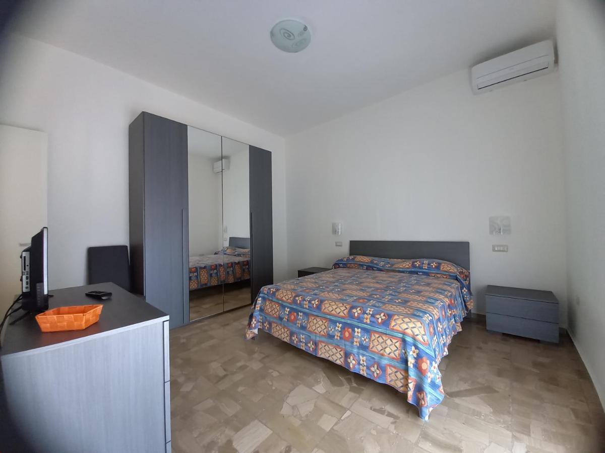 B&B La Vela Villa Rosa Di Martinsicuro Kültér fotó