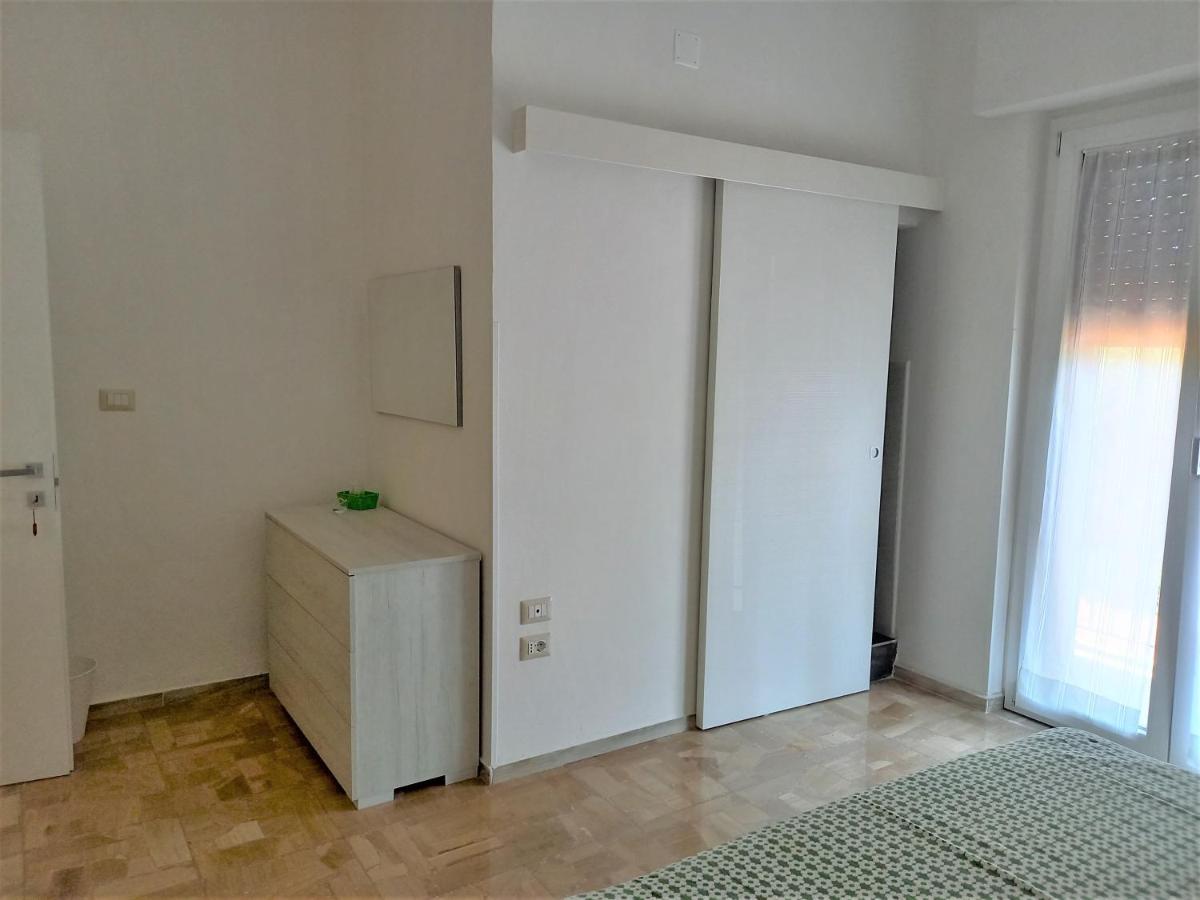 B&B La Vela Villa Rosa Di Martinsicuro Kültér fotó