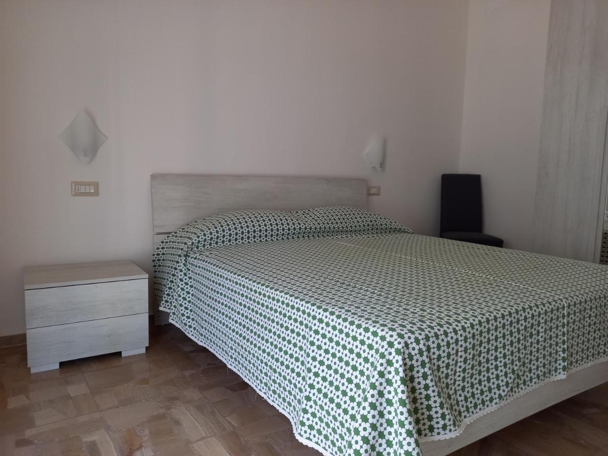 B&B La Vela Villa Rosa Di Martinsicuro Kültér fotó