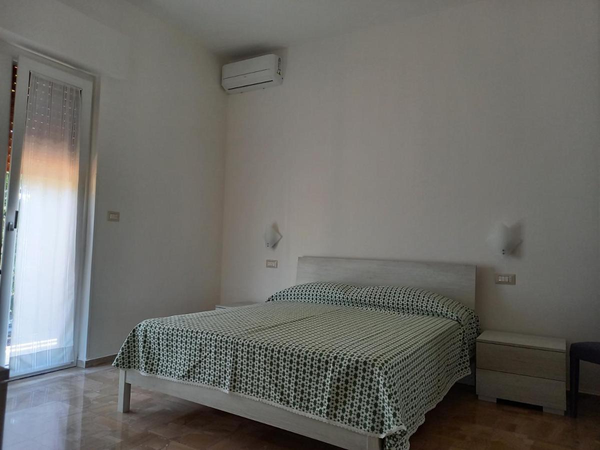B&B La Vela Villa Rosa Di Martinsicuro Kültér fotó